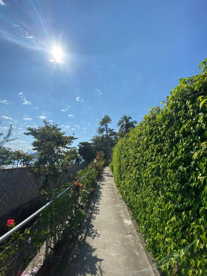 Apartamento Ubatuba Vista Para O Mar E Pe Na Areia - Praia Das Toninhas Exterior foto